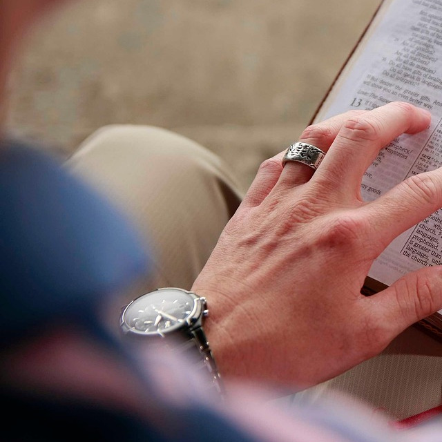 bible reading hands